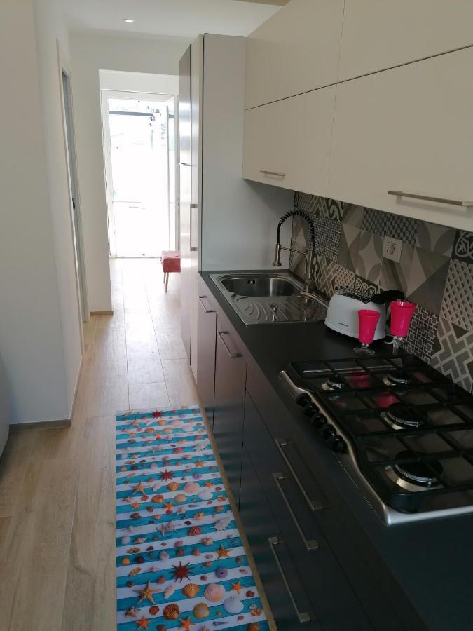 Retroscena Apartment In Centro Civitanova Marche Esterno foto