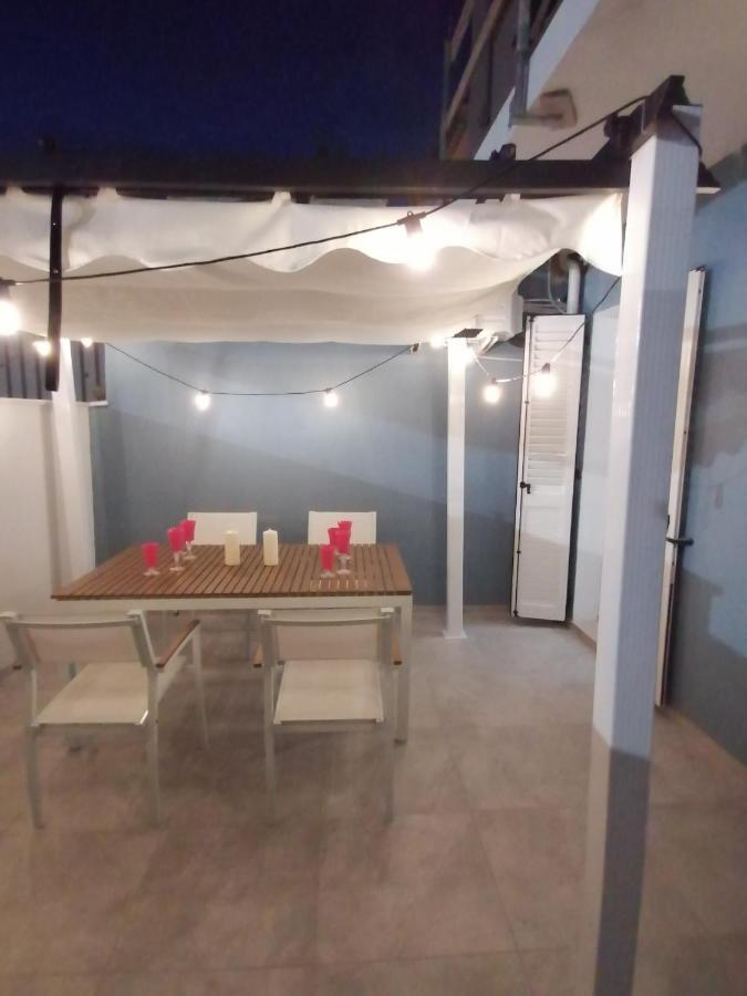 Retroscena Apartment In Centro Civitanova Marche Esterno foto
